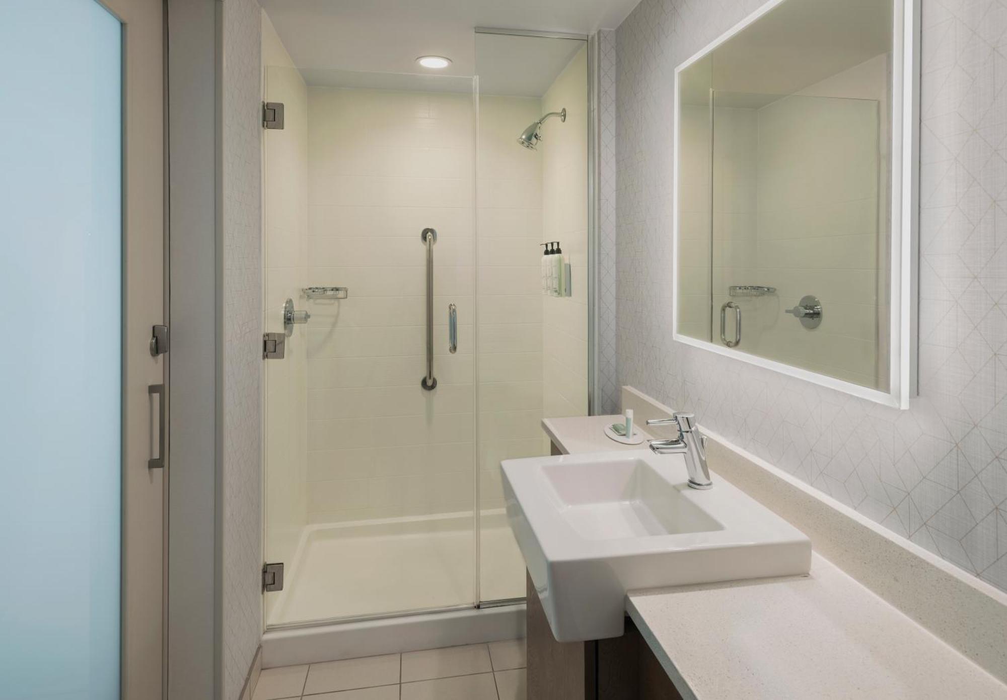Springhill Suites By Marriott Mount Laurel Exterior photo